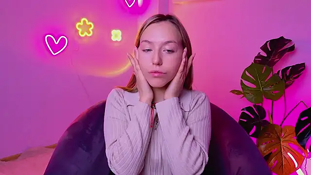 CindySparkl online show from April 29, 4:16 am