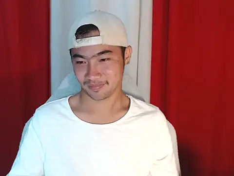 Snapshot of Siege_cum69 chatting on May 19, 10:32 am Siege cum69 online show from May 19, 10:32 am