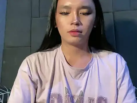 Snapshot of Claudia_Johnson chatting on November 4, 6:29 pm Claudia Johnson online show from November 4, 6:29 pm