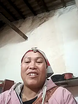 Snapshot of Chubbyhoney1 chatting on March 23, 10:30 am Chubbyhoney1 online show from March 23, 10:30 am