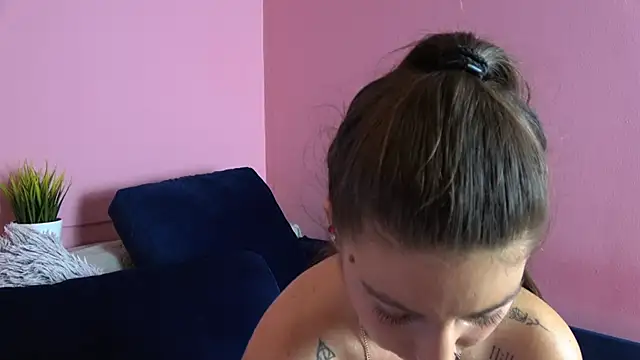 DemiDimarco online show from September 16, 2:40 pm