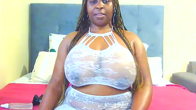 Snapshot of Black-Barbiexxc chatting on June 2, 6:04 am Black-Barbiexxc online show from June 2, 6:04 am