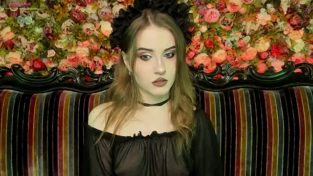 Snapshot of EllieMori chatting on March 7, 5:10 pm EllieMori online show from March 7, 5:10 pm