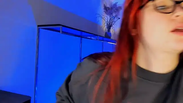 Meri Cutte online show from January 6, 1:48 pm