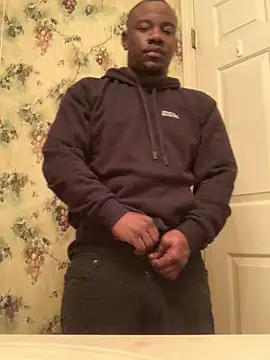 Snapshot of Moneyman5ive chatting on February 3, 12:10 pm Moneyman5ive online show from February 3, 12:10 pm