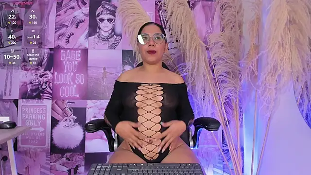 iSofiaass online show from May 14, 2:35 pm