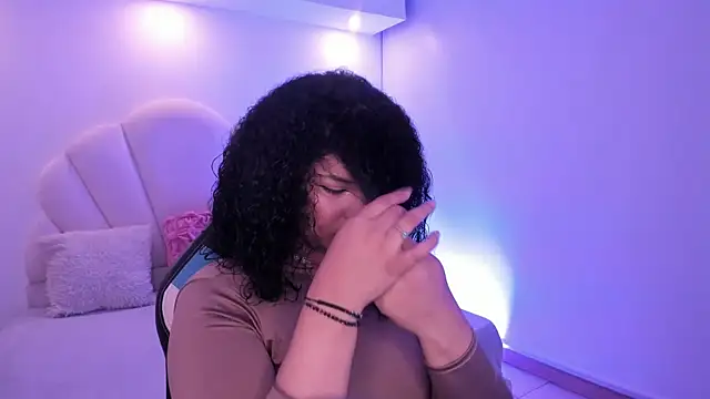 Snapshot of Dakota_Mars chatting on October 3, 12:57 pm Dakota Mars online show from October 3, 12:57 pm