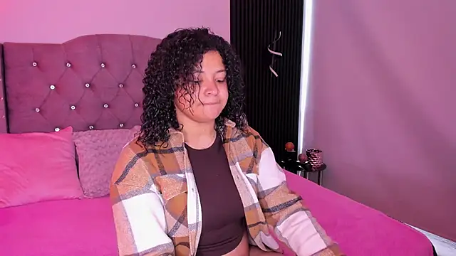 Snapshot of Dakota_Mars chatting on October 18, 12:28 pm Dakota Mars online show from October 18, 12:28 pm