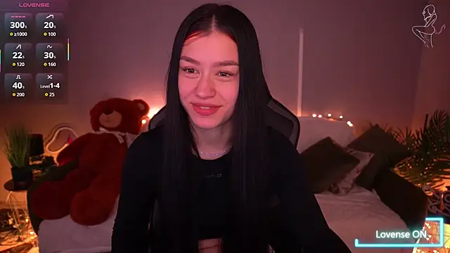 Snapshot of FataleNellie chatting on February 20, 9:04 pm FataleNellie online show from February 20, 9:04 pm