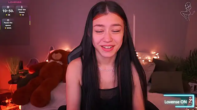 Snapshot of FataleNellie chatting on March 4, 9:21 pm FataleNellie online show from March 4, 9:21 pm