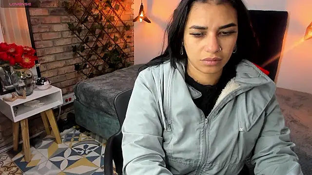 Lia Blake  online show from March 10, 12:10 pm