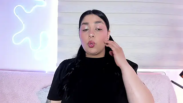 missweetpeach online show from October 23, 12:48 pm