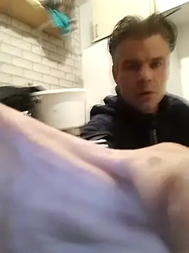 balkanbosna1122 online show from October 2, 9:22 pm