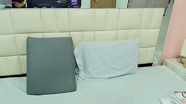 gisell gomez online show from November 14, 12:04 pm