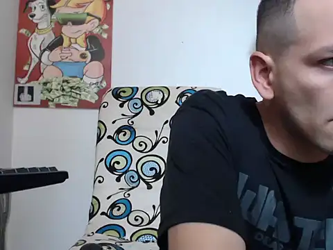 Snapshot of Thomasjons_ chatting on September 18, 3:36 pm Thomasjons online show from September 18, 3:36 pm