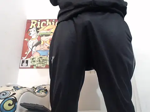 Snapshot of Thomasjons_ chatting on October 25, 7:19 pm Thomasjons online show from October 25, 7:19 pm