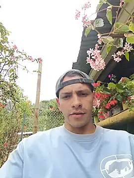 Thomasjons  online show from May 19, 4:24 pm