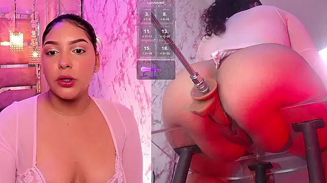 Snapshot of SugarandNibbles chatting on June 2, 1:13 pm SugarandNibbles online show from June 2, 1:13 pm