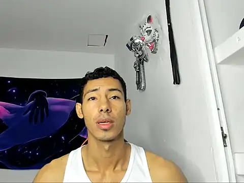 jhosep hamilton online show from October 6, 11:29 am