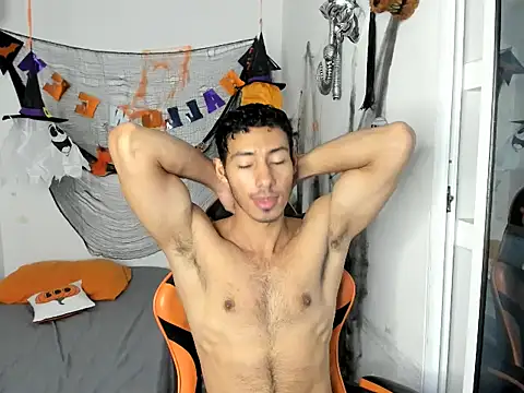 jhosep hamilton online show from October 30, 7:03 pm