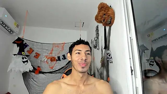 jhosep hamilton online show from October 31, 12:28 pm