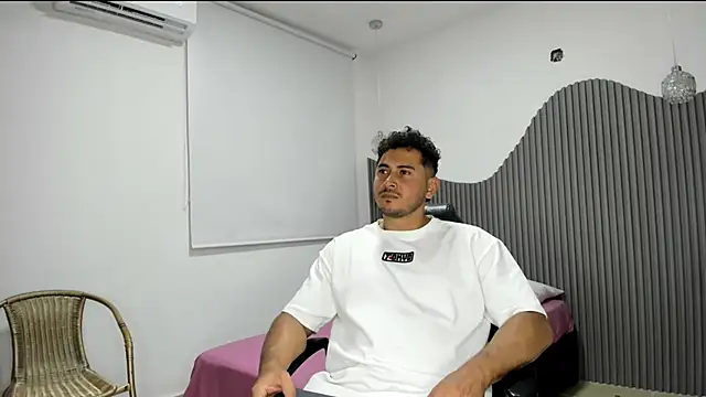 ashlan king online show from April 27, 3:04 am