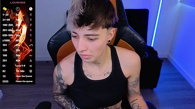 Snapshot of imlaiaaa chatting on September 23, 10:13 pm imlaiaaa online show from September 23, 10:13 pm