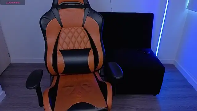 Snapshot of imlaiaaa chatting on October 22, 9:58 pm imlaiaaa online show from October 22, 9:58 pm