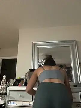 Chicagobabe online show from May 23, 5:56 am