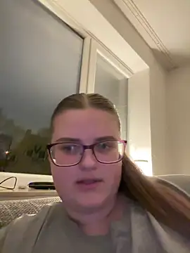 CurvyPaar2 online show from February 11, 6:57 pm