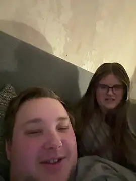 CurvyPaar2 online show from February 17, 6:14 pm