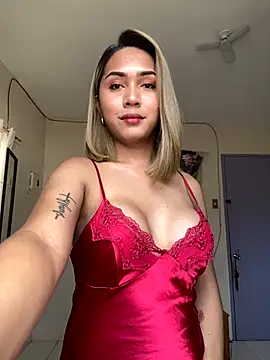 Snapshot of IvoryKath chatting on November 2, 3:20 am IvoryKath online show from November 2, 3:20 am