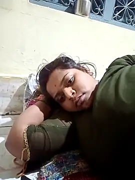 Hot crety online show from October 11, 6:17 pm