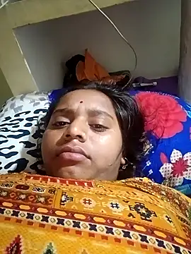 Hot crety online show from November 1, 12:45 am