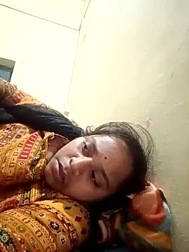 Hot crety online show from December 3, 4:16 pm