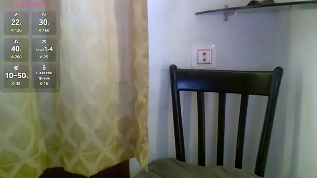 Snapshot of cute_girl007 chatting on January 11, 7:13 am cute girl007 online show from January 11, 7:13 am