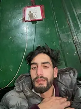 lyath3245 online show from February 2, 9:08 am