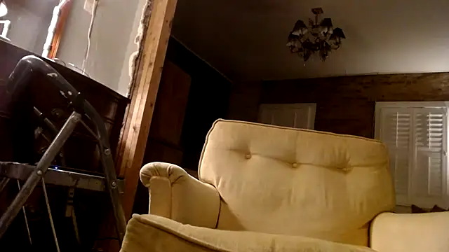 chuck steele online show from July 8, 3:44 am