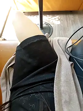 meomeocute online show from November 23, 6:24 am