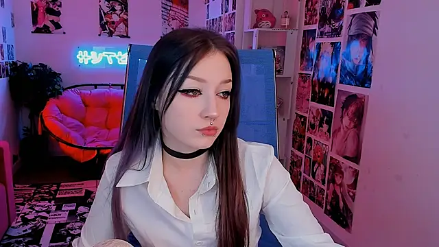 LiliLuna online show from September 20, 10:05 am