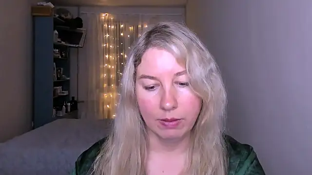 NancySanders online show from May 16, 8:18 pm