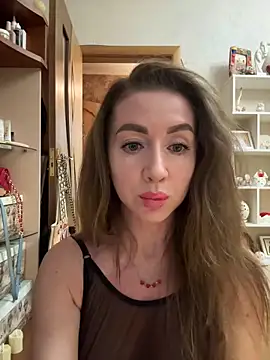 Snapshot of MarinaDiva11_74 chatting on February 21, 8:32 pm MarinaDiva11 74 online show from February 21, 8:32 pm