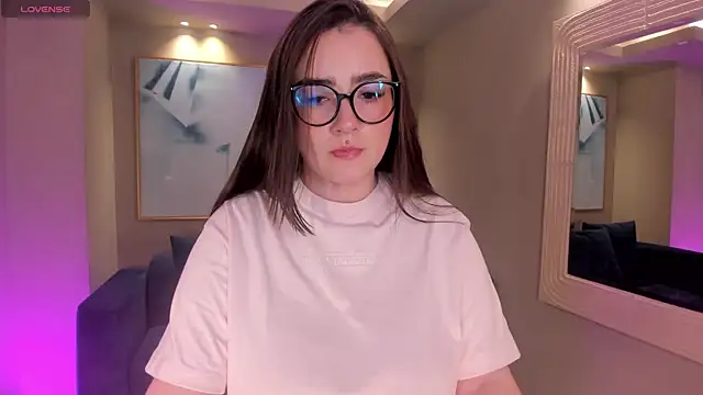 Snapshot of SarahRhodes_ chatting on September 30, 7:41 pm SarahRhodes online show from September 30, 7:41 pm