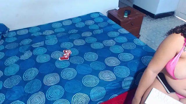 couplehotfantasies online show from September 13, 3:34 pm