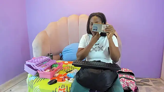 Snapshot of camilasandoval1 chatting on September 24, 3:10 am camilasandoval1 online show from September 24, 3:10 am
