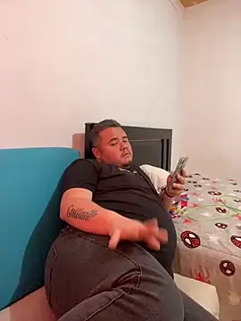 Snapshot of Chimbo-1996 chatting on September 8, 5:01 pm Chimbo-1996 online show from September 8, 5:01 pm