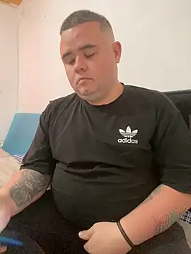 Snapshot of Chimbo-1996 chatting on September 30, 8:58 pm Chimbo-1996 online show from September 30, 8:58 pm