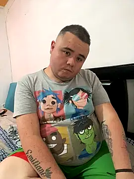 Snapshot of Chimbo-1996 chatting on October 3, 6:27 pm Chimbo-1996 online show from October 3, 6:27 pm