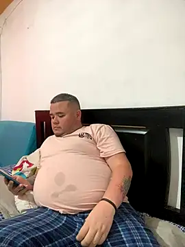 Snapshot of Chimbo-1996 chatting on October 6, 6:38 pm Chimbo-1996 online show from October 6, 6:38 pm