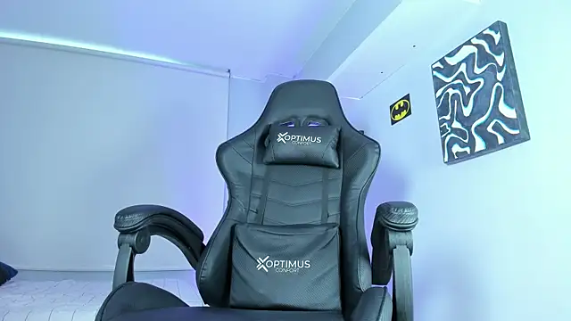 mathewconelly online show from April 2, 10:18 pm